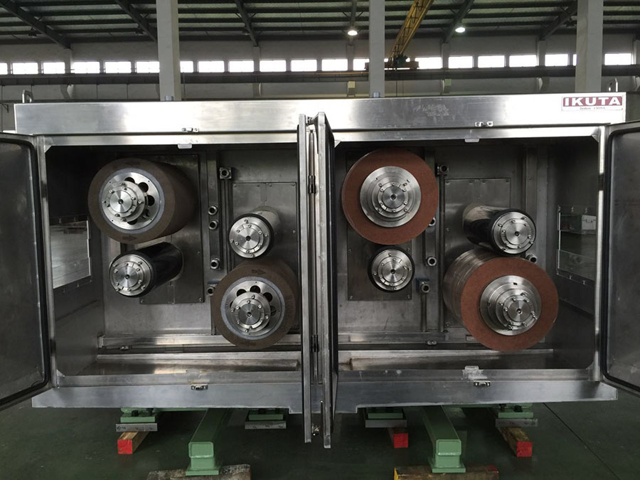 3.懸臂單背輥研削機(jī).jpg